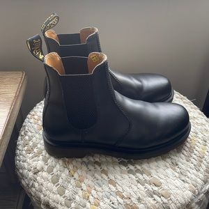 Chelsea boots